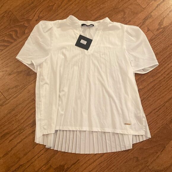 NWT Marc New York, white silky, top, shorter in the front and the back size L - Picture 1 of 9